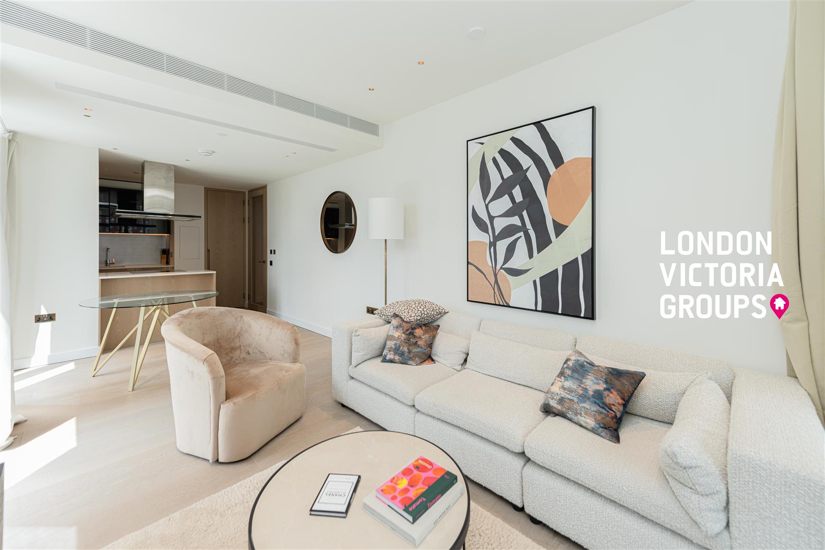 1 bed property in 1 Nine Elms Lane, London